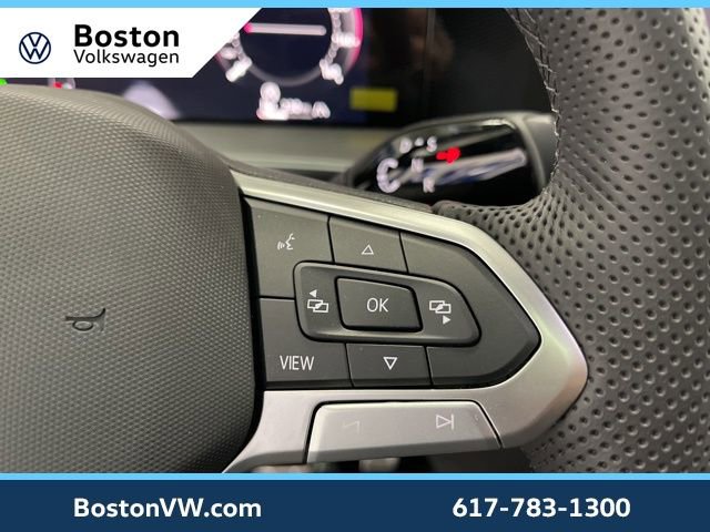 New 2026 Volkswagen Tiguan SE R-Line image 17