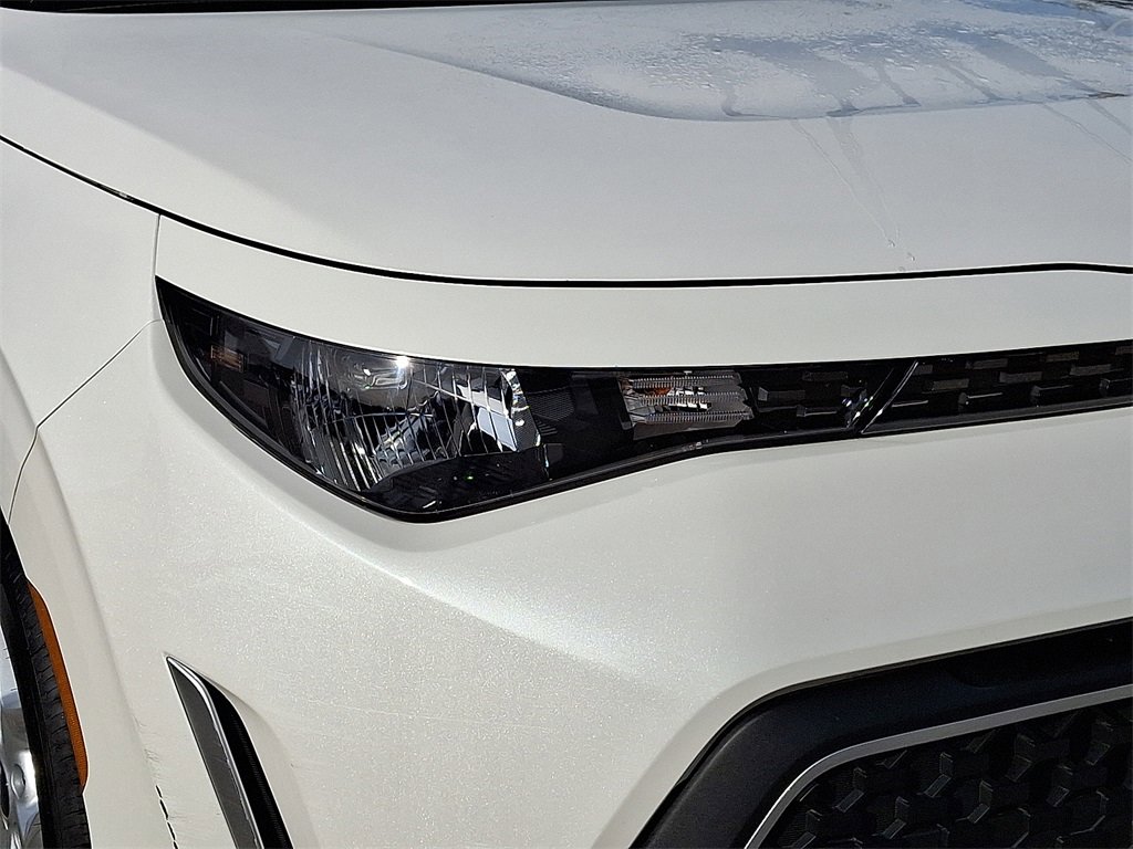 Certified 2023 Kia Soul LX w/ LX Technology Package image 9