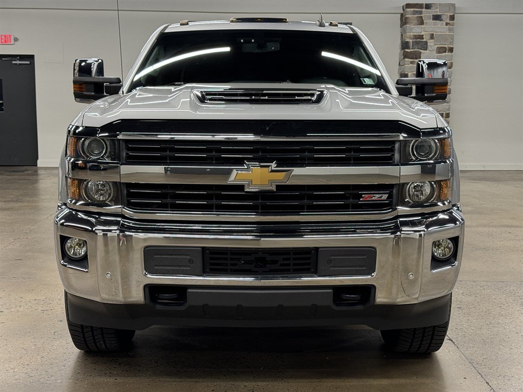 Used 2017 Chevrolet Silverado 2500 LTZ w/ Duramax Plus Package AWD/4WD image 2