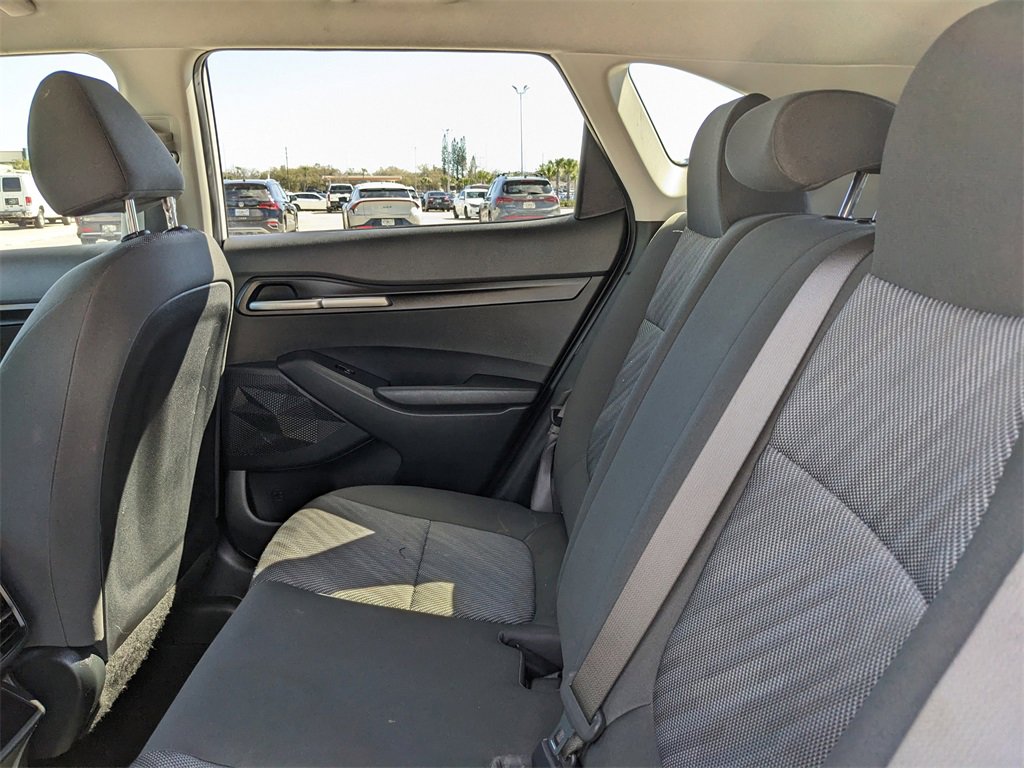 Certified 2025 Kia Seltos LX image 18