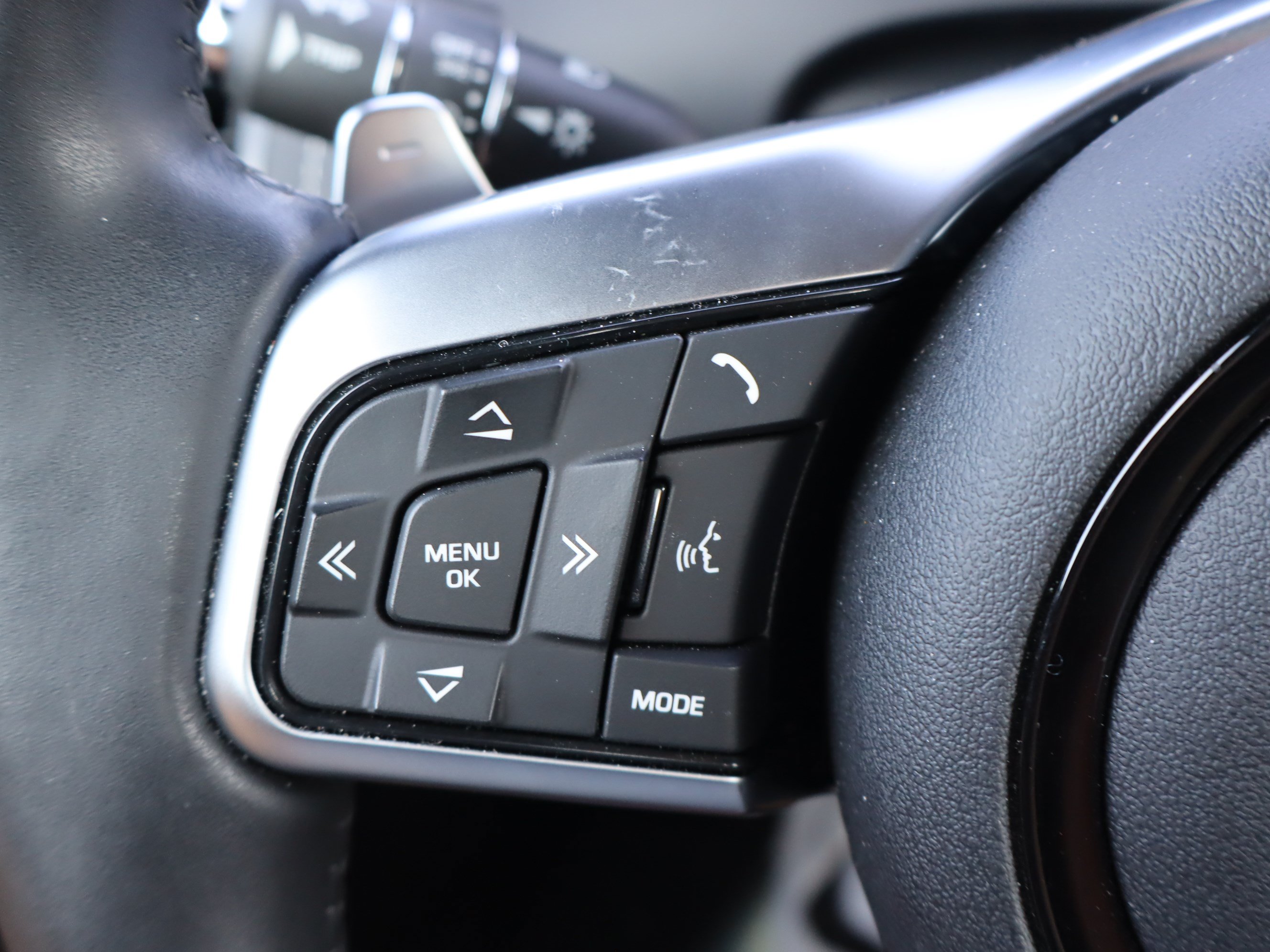 Used 2022 Jaguar F-TYPE Convertible RWD image 20