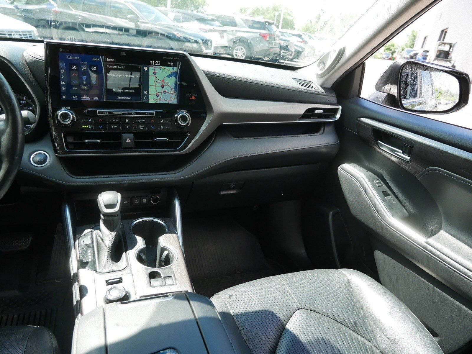 Used 2020 Toyota Highlander Limited AWD/4WD image 13