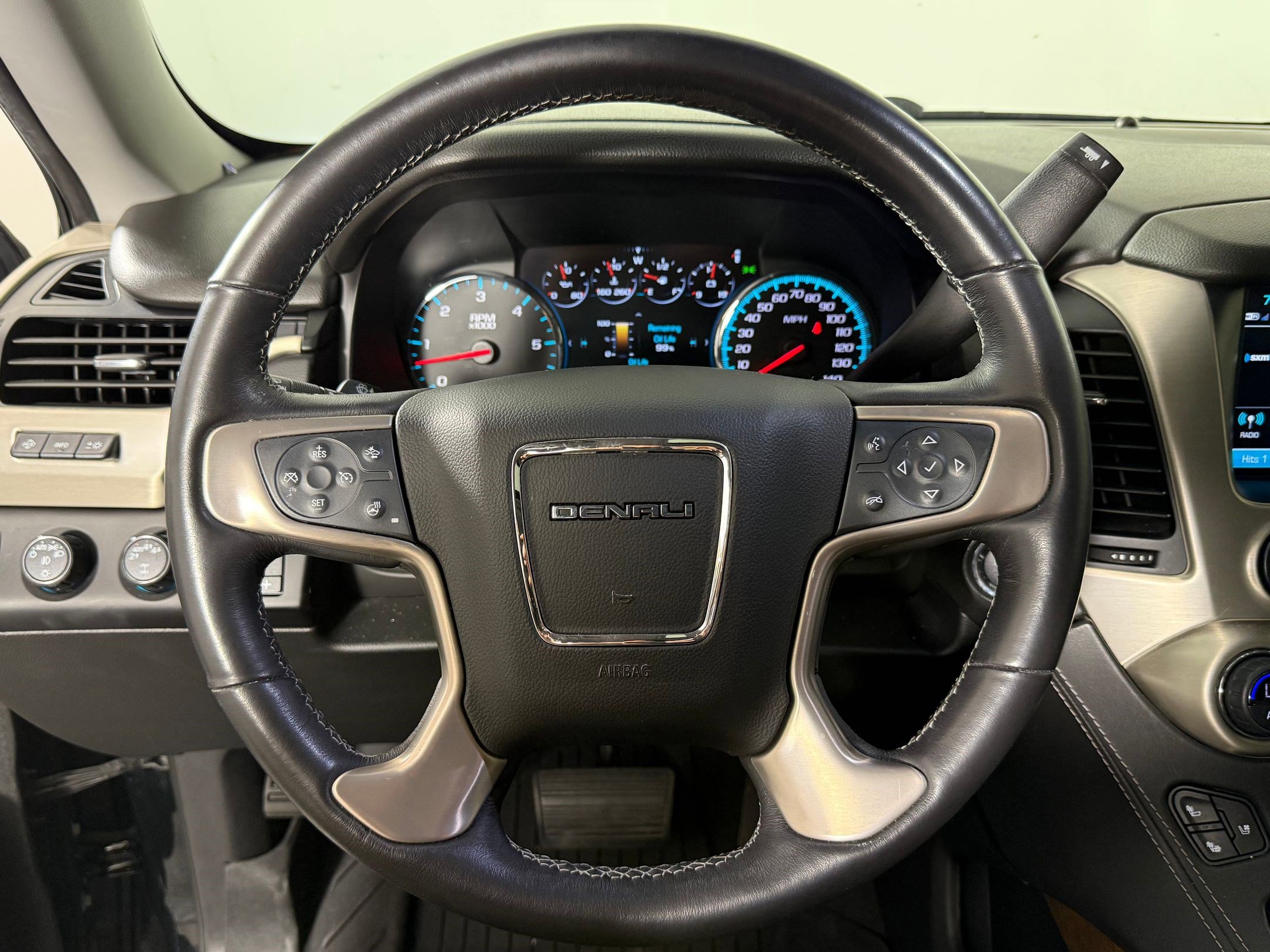 Used 2020 GMC Yukon Denali w/ Denali Ultimate Package image 18