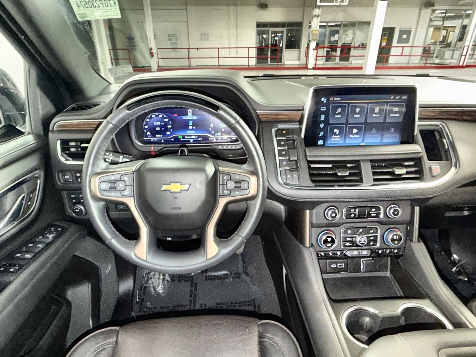 Used 2023 Chevrolet Suburban High Country w/ Advanced Technology Package image 16