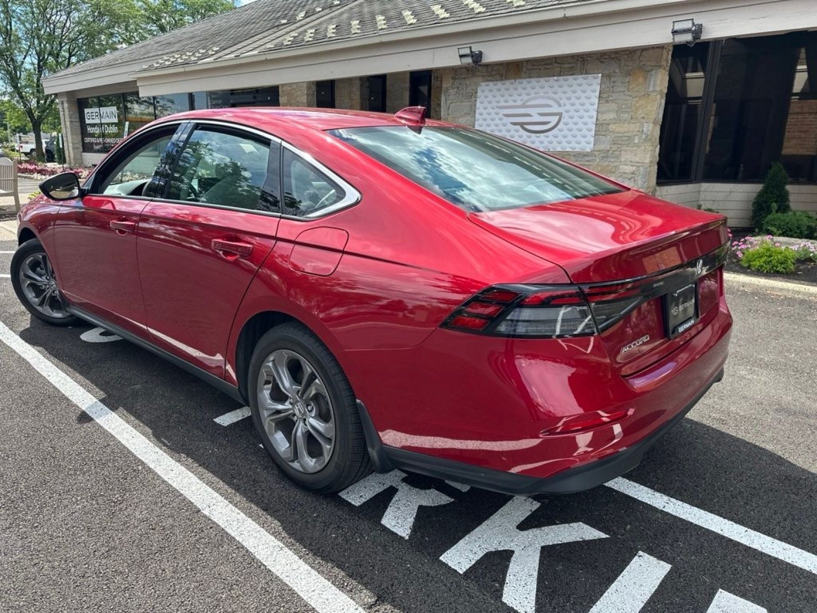 Certified 2024 Honda Accord EX image 11