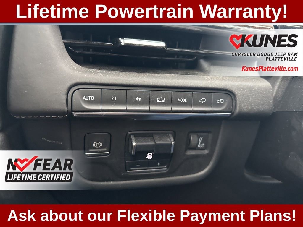 Used 2022 Cadillac Escalade Sport Platinum image 15