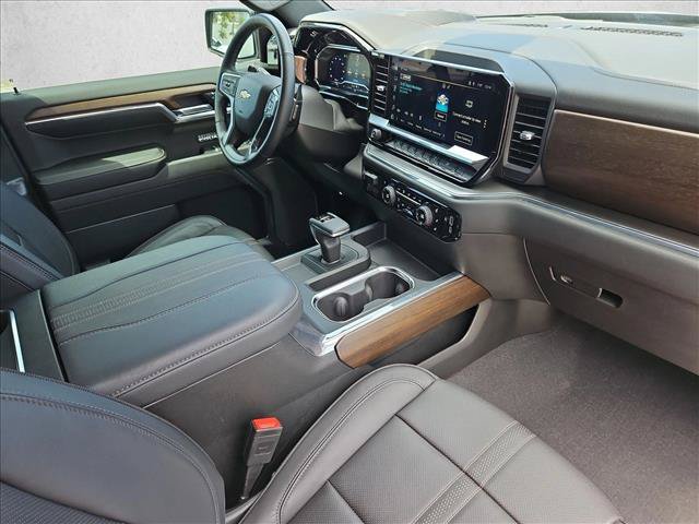 Certified 2024 Chevrolet Silverado 1500 High Country w/ High Country Premium Package AWD/4WD image 29