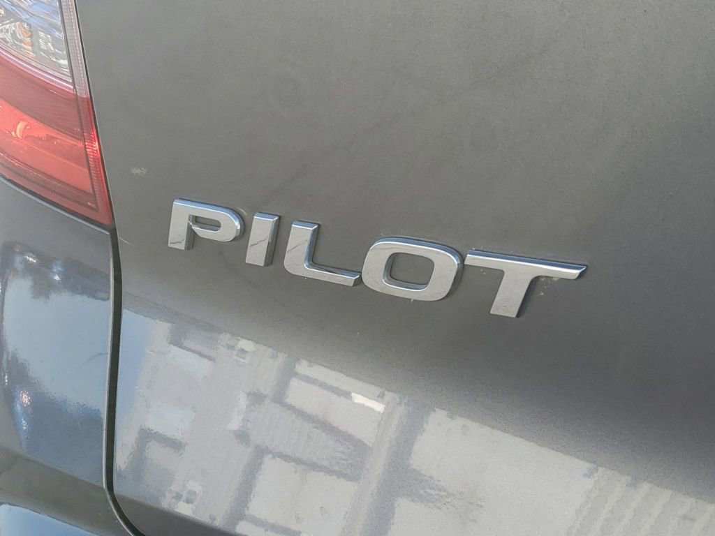 Used 2022 Honda Pilot Elite image 11