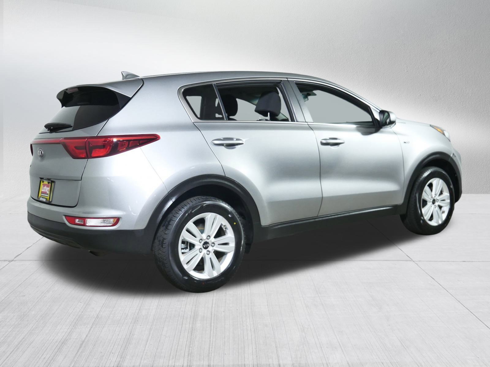 Used 2019 Kia Sportage LX image 7