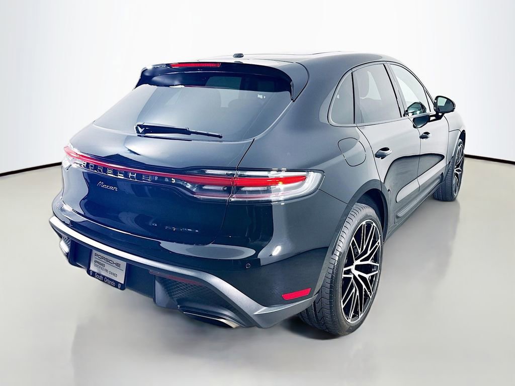 Certified 2026 Porsche Macan image 9