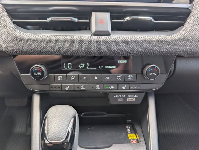 Certified 2026 Subaru Outback Limited AWD/4WD image 17