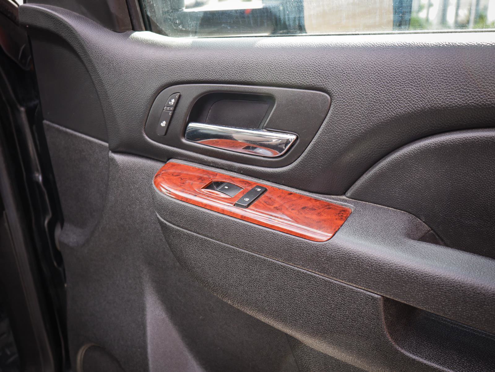 Used 2012 GMC Sierra 2500 SLT w/ SLT Convenience Package AWD/4WD image 27