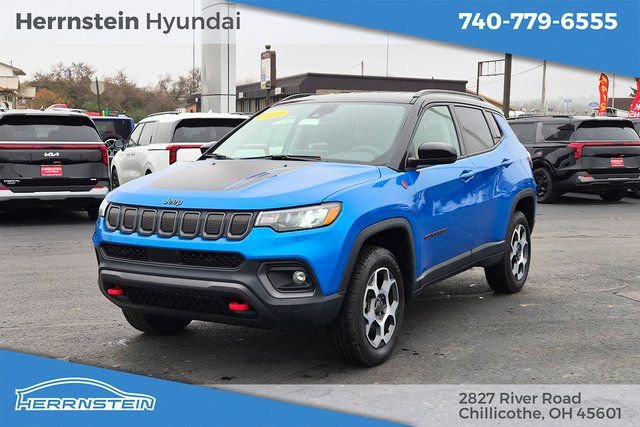 Used 2022 Jeep Compass Trailhawk AWD/4WD image 3