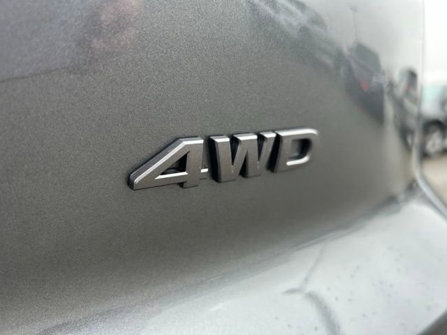 New 2026 Nissan Pathfinder SV image 9