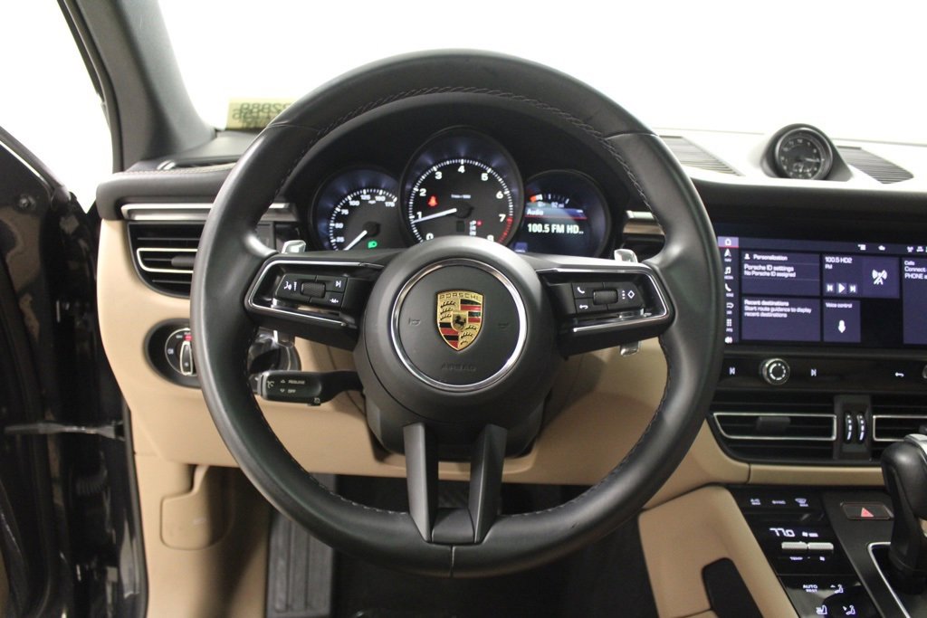 Certified 2022 Porsche Macan image 23