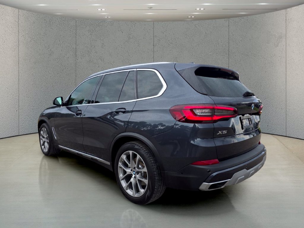 Used 2022 BMW X5 sDrive40i w/ Parking Assistance Package RWD image 7