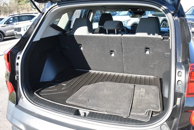 Used 2023 Kia Seltos LX image 16