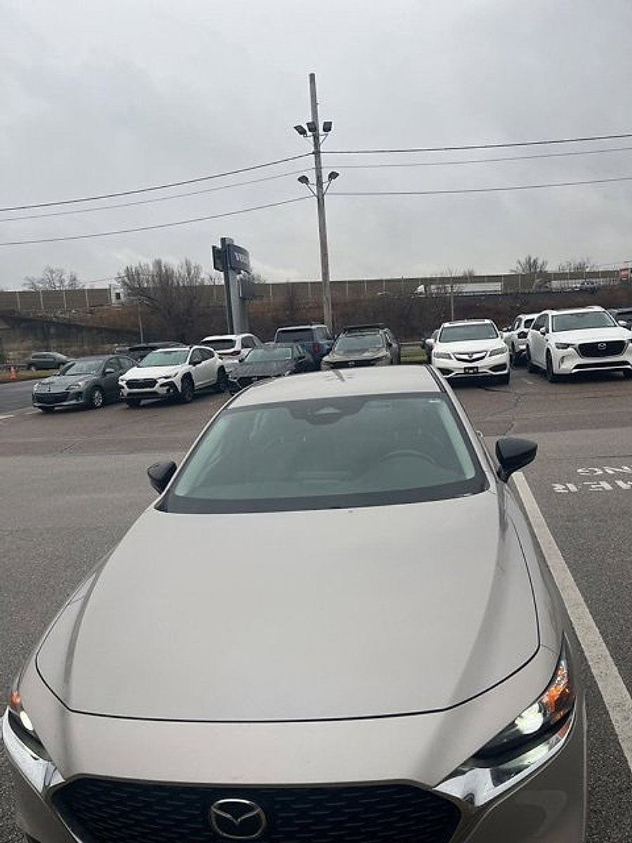 Used 2024 MAZDA MAZDA3 s image 3