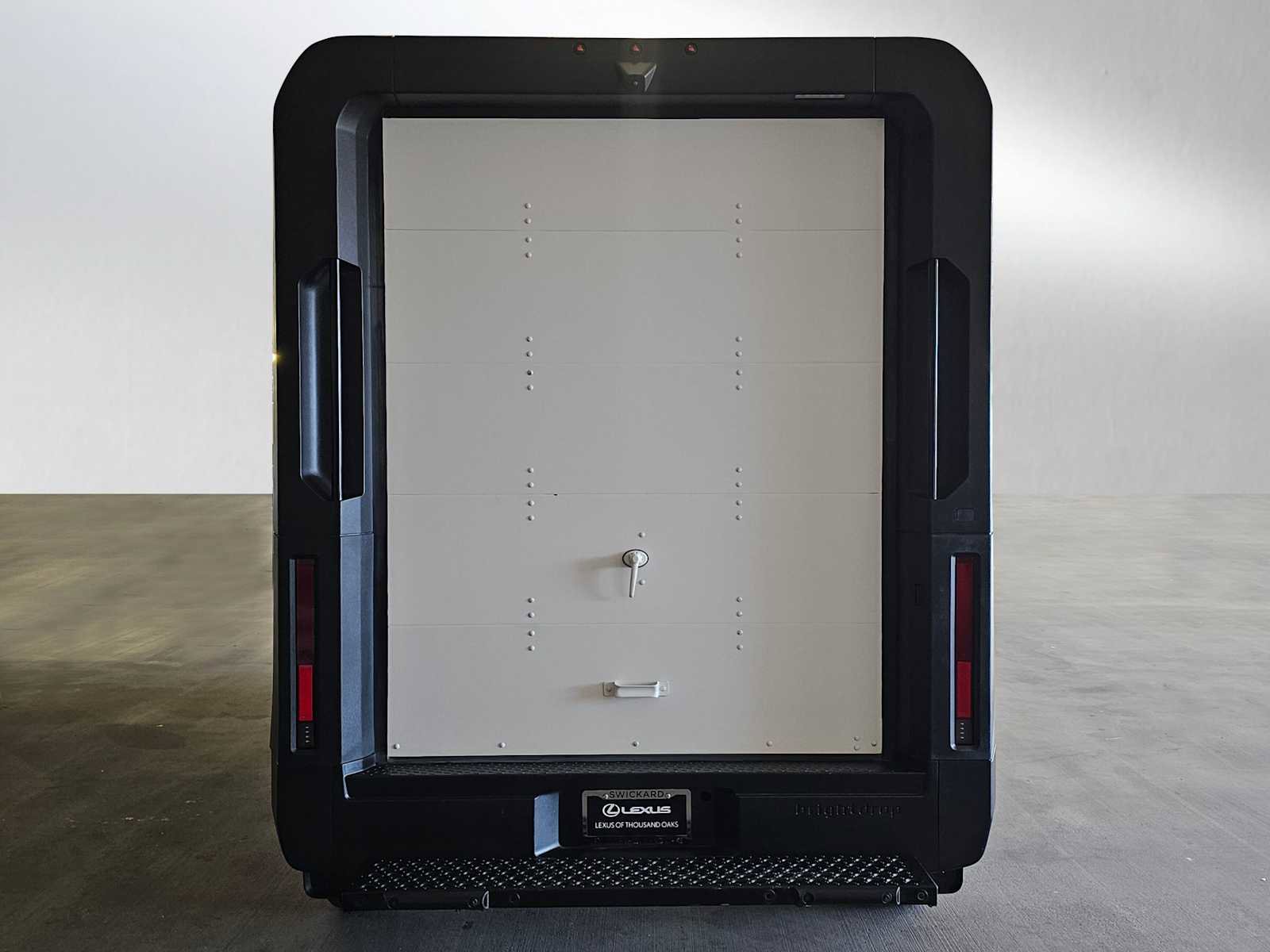 Used 2024 Chevrolet Brightdrop 400 w/ Commercial Equipment Package image 4