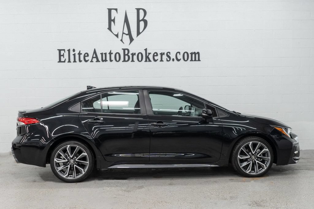 Used 2021 Toyota Corolla SE FWD image 5