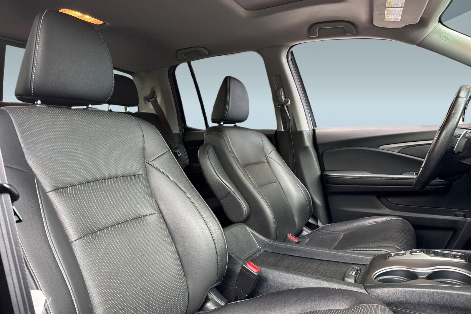 Used 2023 Honda Ridgeline RTL-E image 32