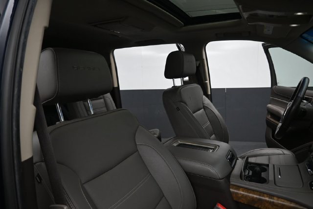 Used 2018 GMC Yukon XL Denali w/ Denali Ultimate Package AWD/4WD image 31