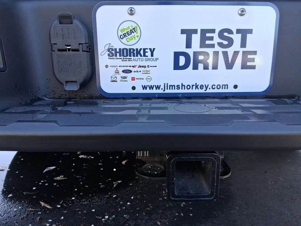 Certified 2025 Nissan Frontier SV w/ SV Convenience Package image 32