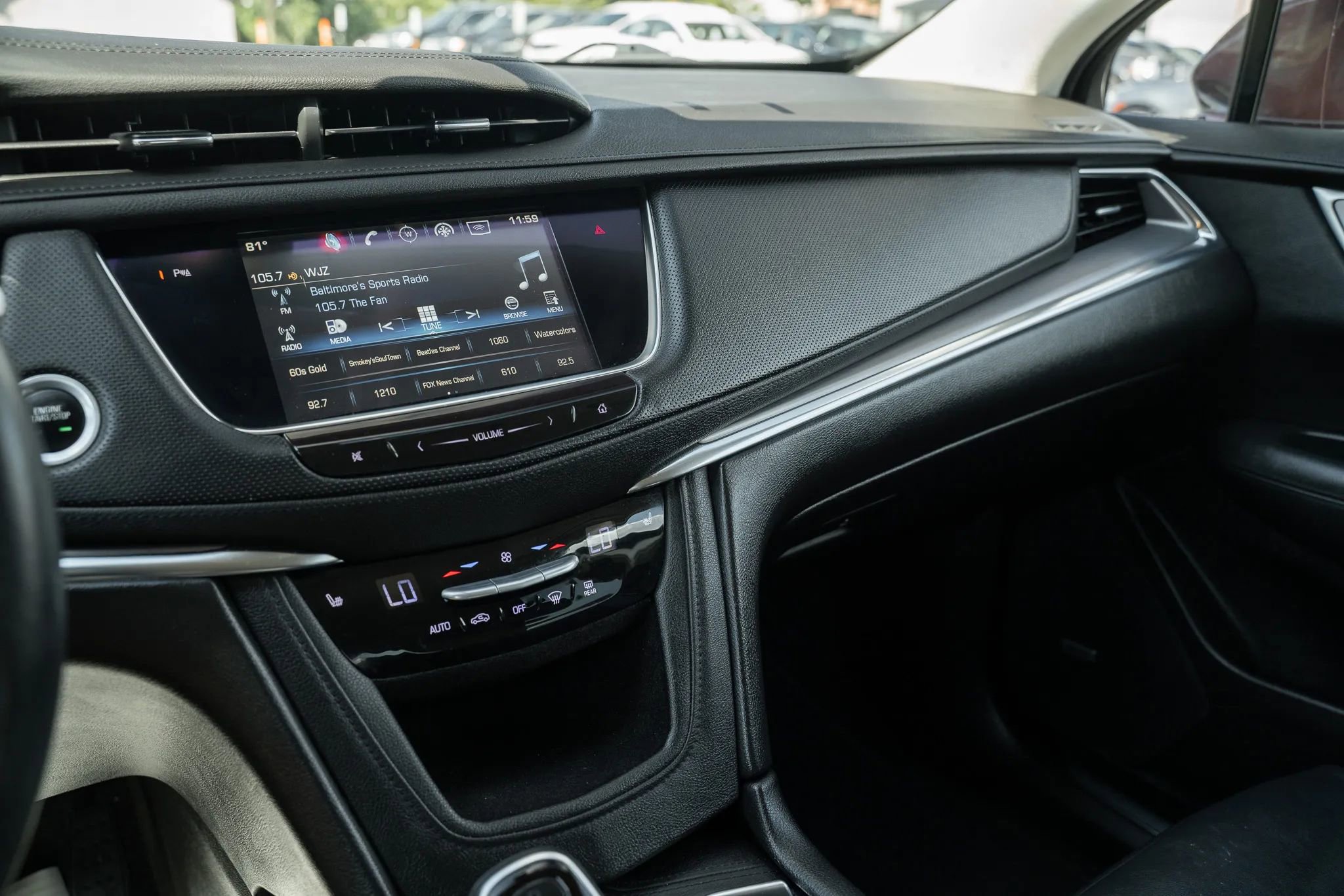 Used 2017 Cadillac XT5 Luxury image 24