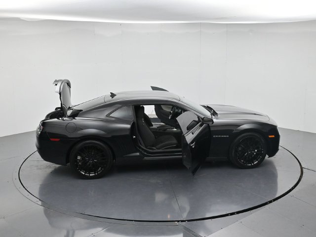 Used 2013 Chevrolet Camaro LS RWD image 46