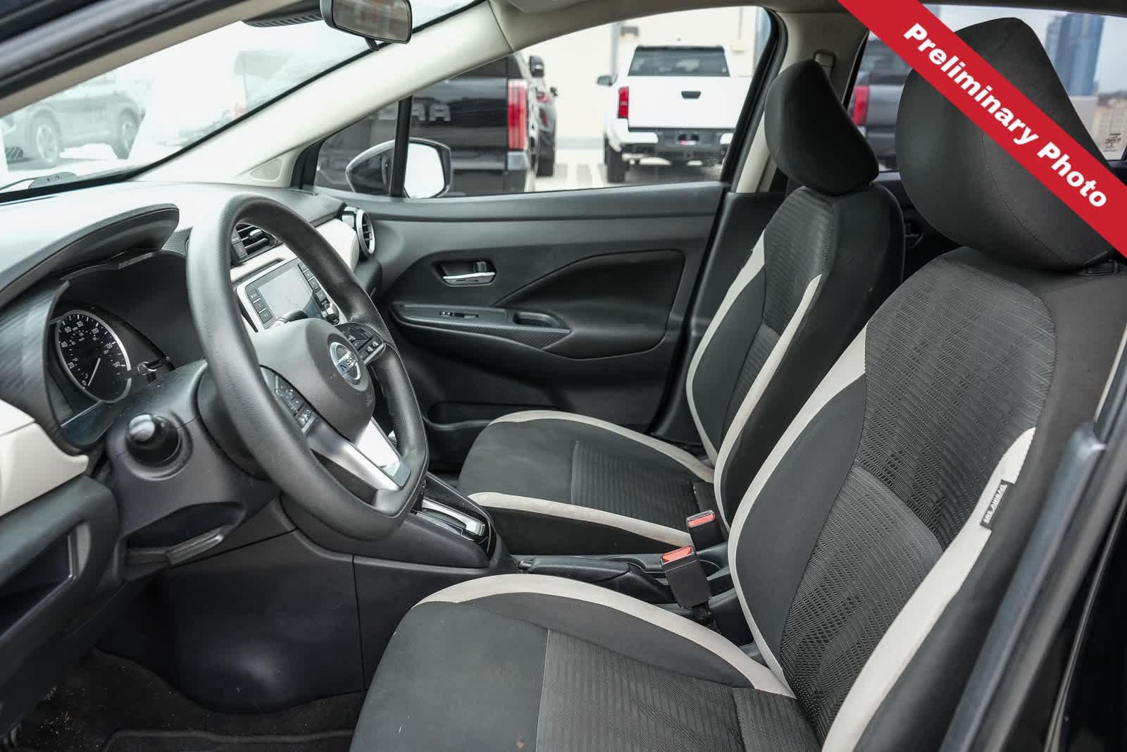 Used 2021 Nissan Versa SV FWD image 14