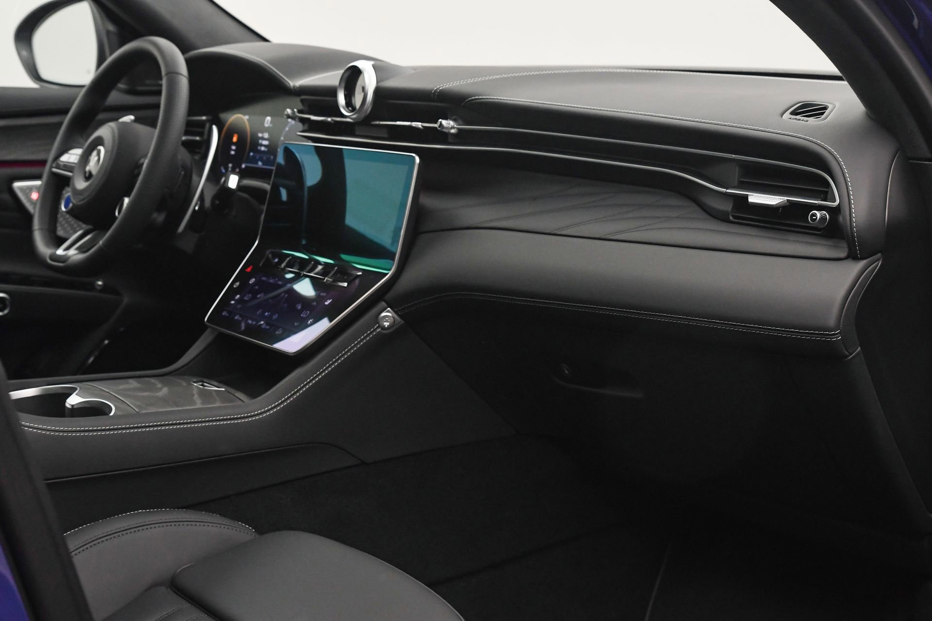 New 2025 Maserati Grecale GT image 19