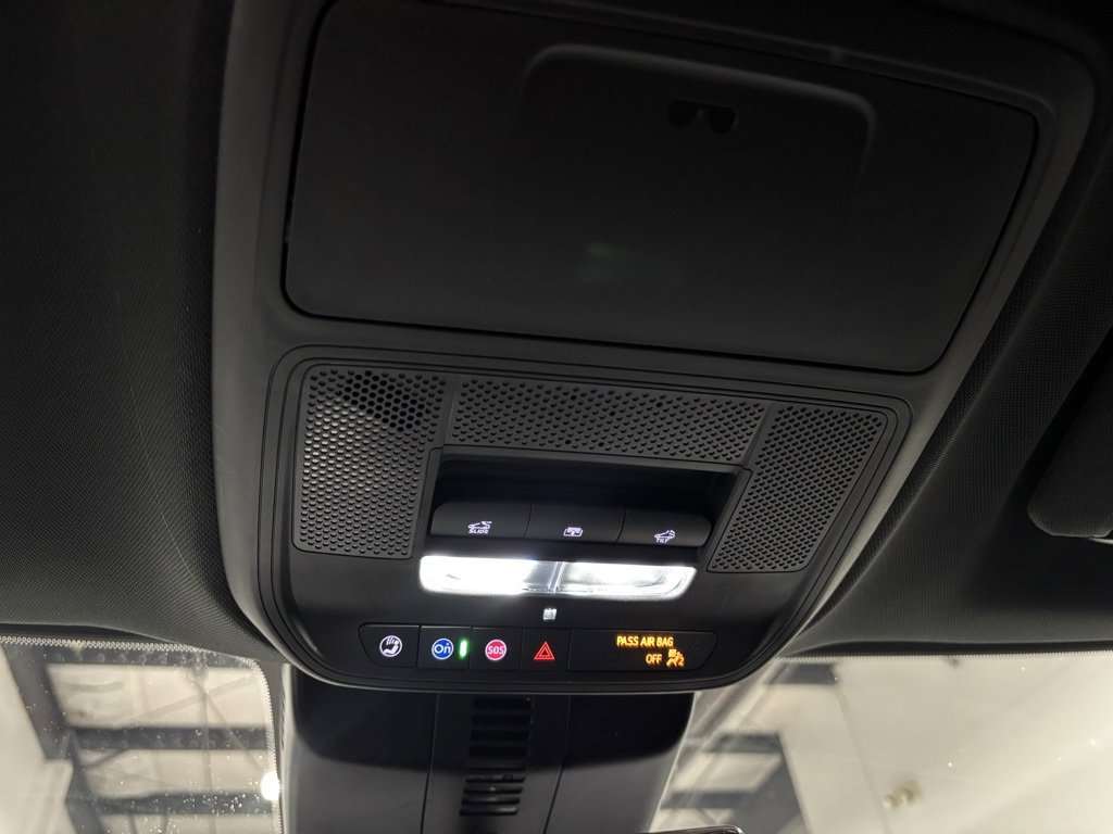 New 2026 GMC Acadia Elevation image 24