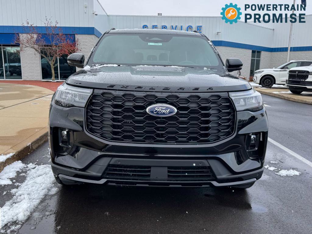 New 2026 Ford Explorer ST-Line w/ ST-Line Street Pack image 2