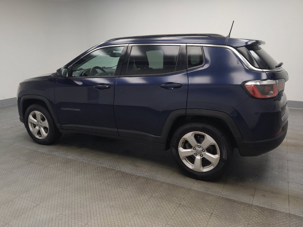 Used 2018 Jeep Compass Latitude w/ Safe & Security Group FWD image 3
