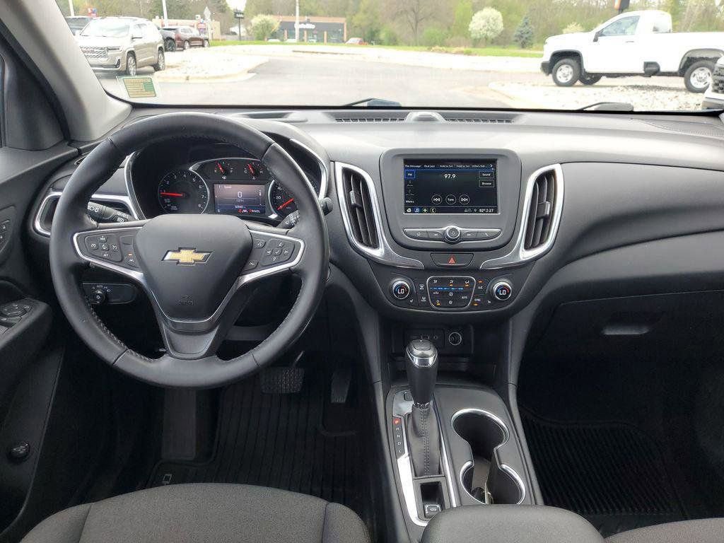 Used 2019 Chevrolet Equinox LT w/ Driver Convenience Package AWD/4WD image 23