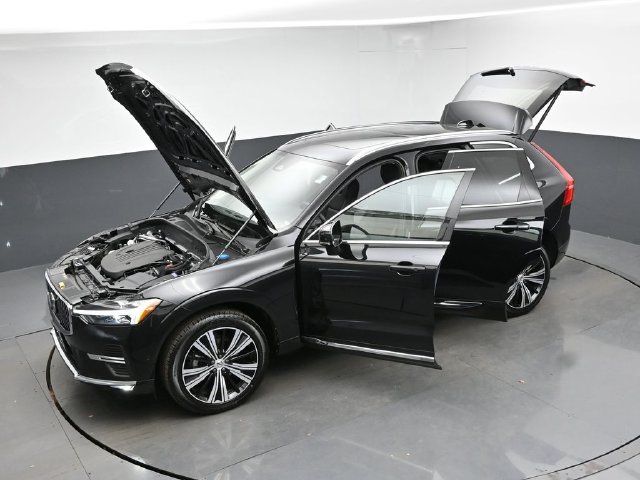 Used 2023 Volvo XC60 B5 Plus w/ Climate Package AWD/4WD image 50