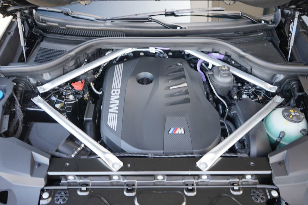 New 2026 BMW X6 xDrive40i w/ Executive Package image 20