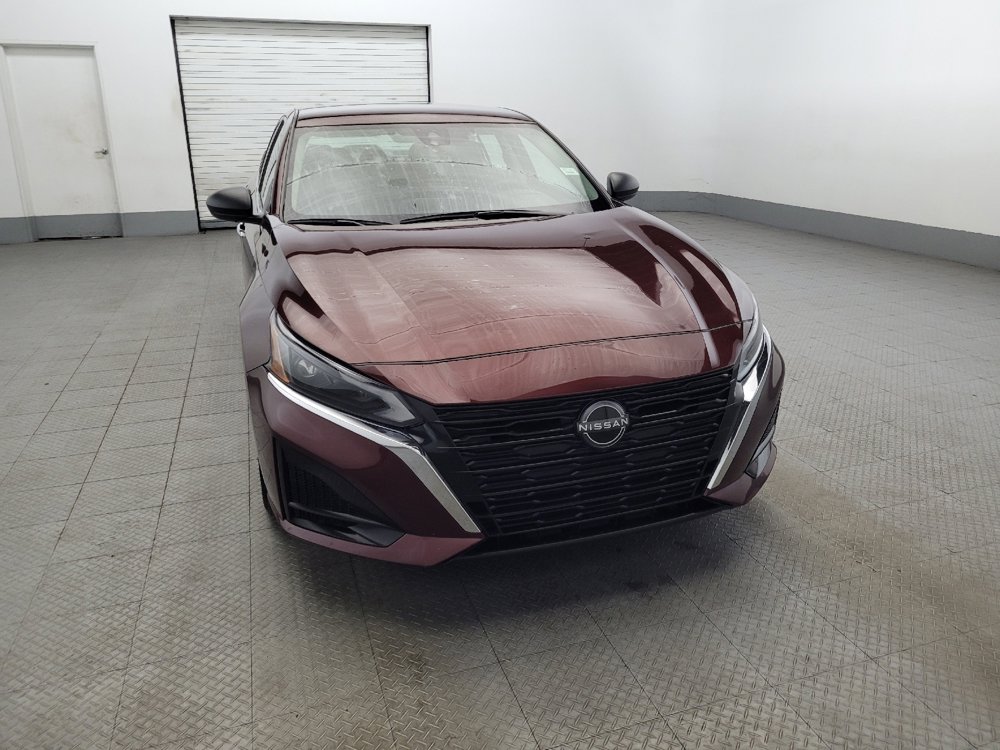 Used 2024 Nissan Altima 2.5 SV image 14