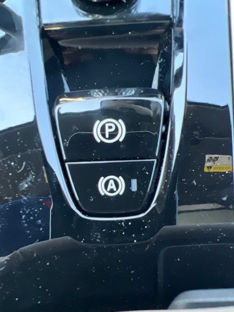 New 2026 Volvo XC90 T8 Plus w/ Protection Package Premier AWD/4WD image 18