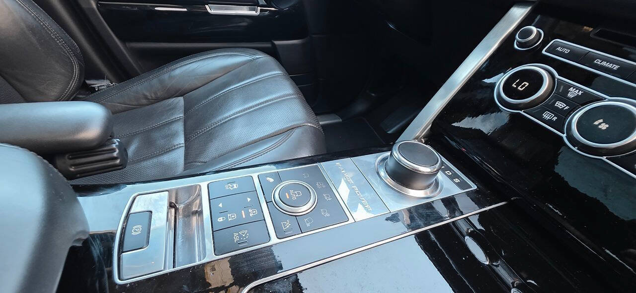 Used 2013 Land Rover Range Rover HSE AWD/4WD image 29