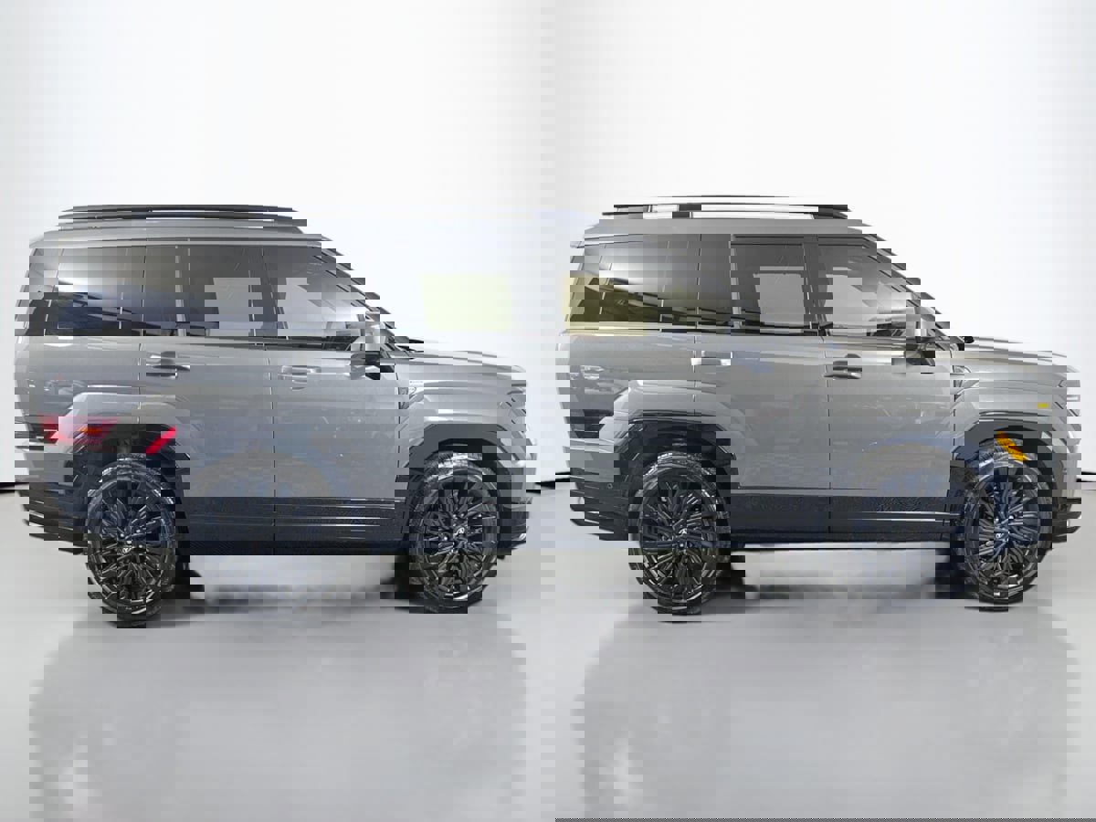 Used 2024 Hyundai Santa Fe Calligraphy image 4