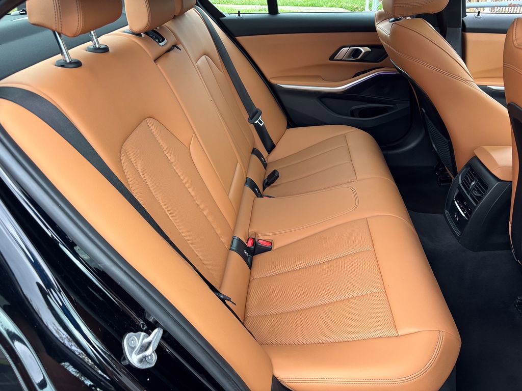 Certified 2022 BMW 330i xDrive Sedan w/ Driving Assistance Package AWD/4WD image 40