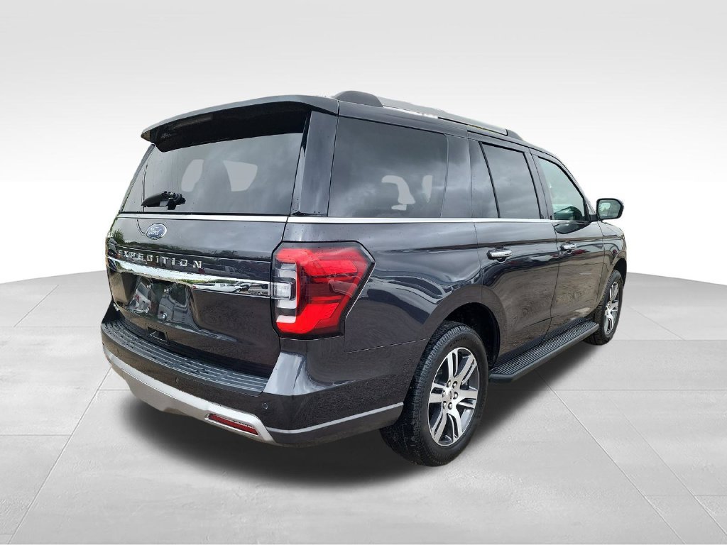 Used 2024 Ford Expedition Limited AWD/4WD image 8
