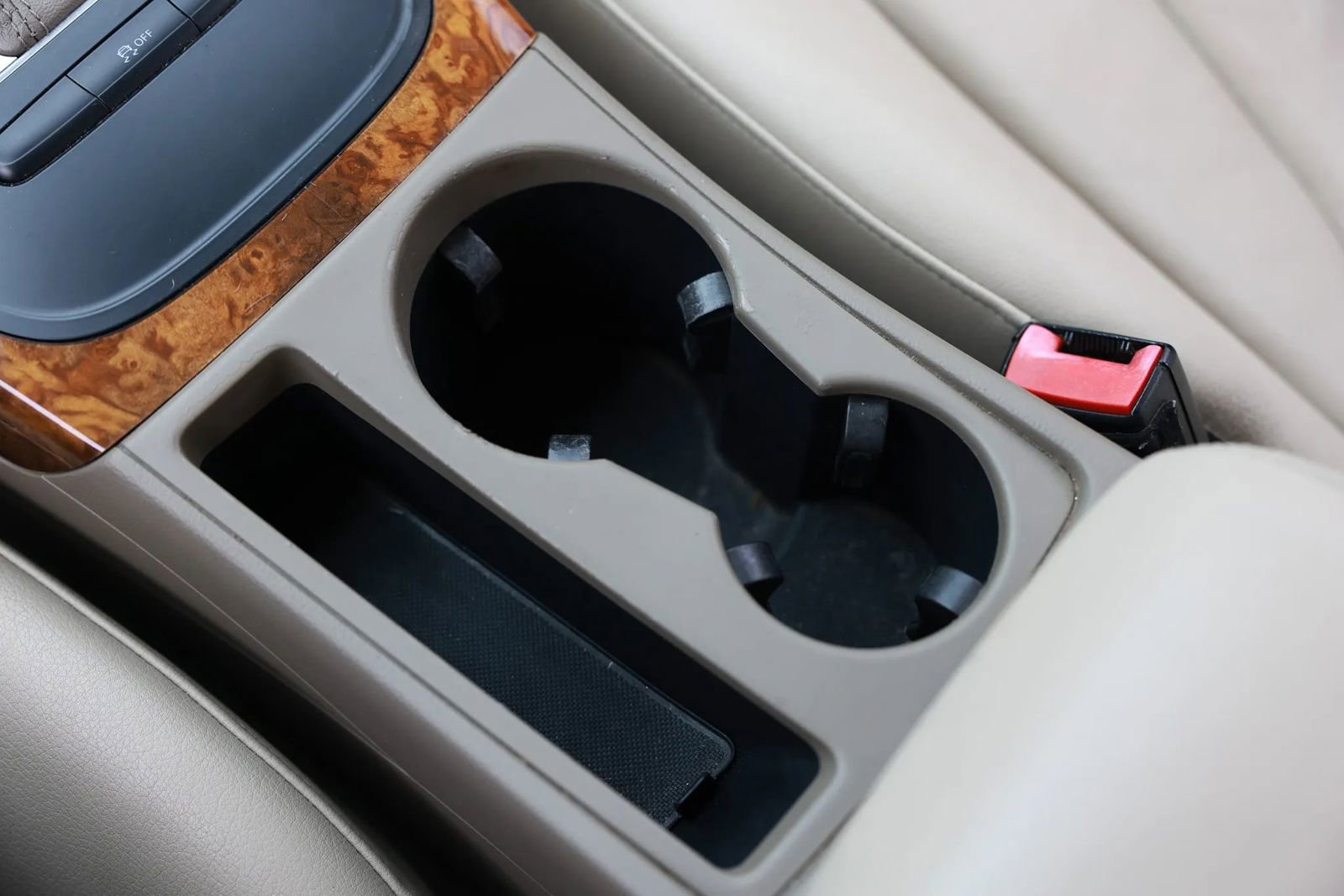 Used 2011 Audi A4 2.0T Premium image 37