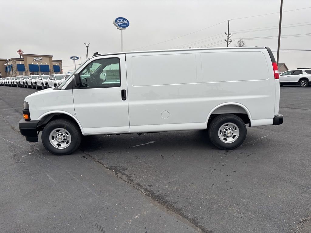 New 2025 Chevrolet Express 2500 w/ Driver Convenience Package image 6
