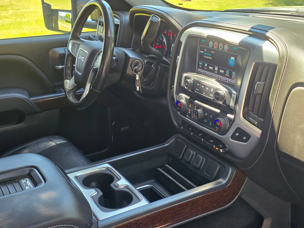 Used 2018 GMC Sierra 1500 SLT w/ SLT Premium Package AWD/4WD image 19