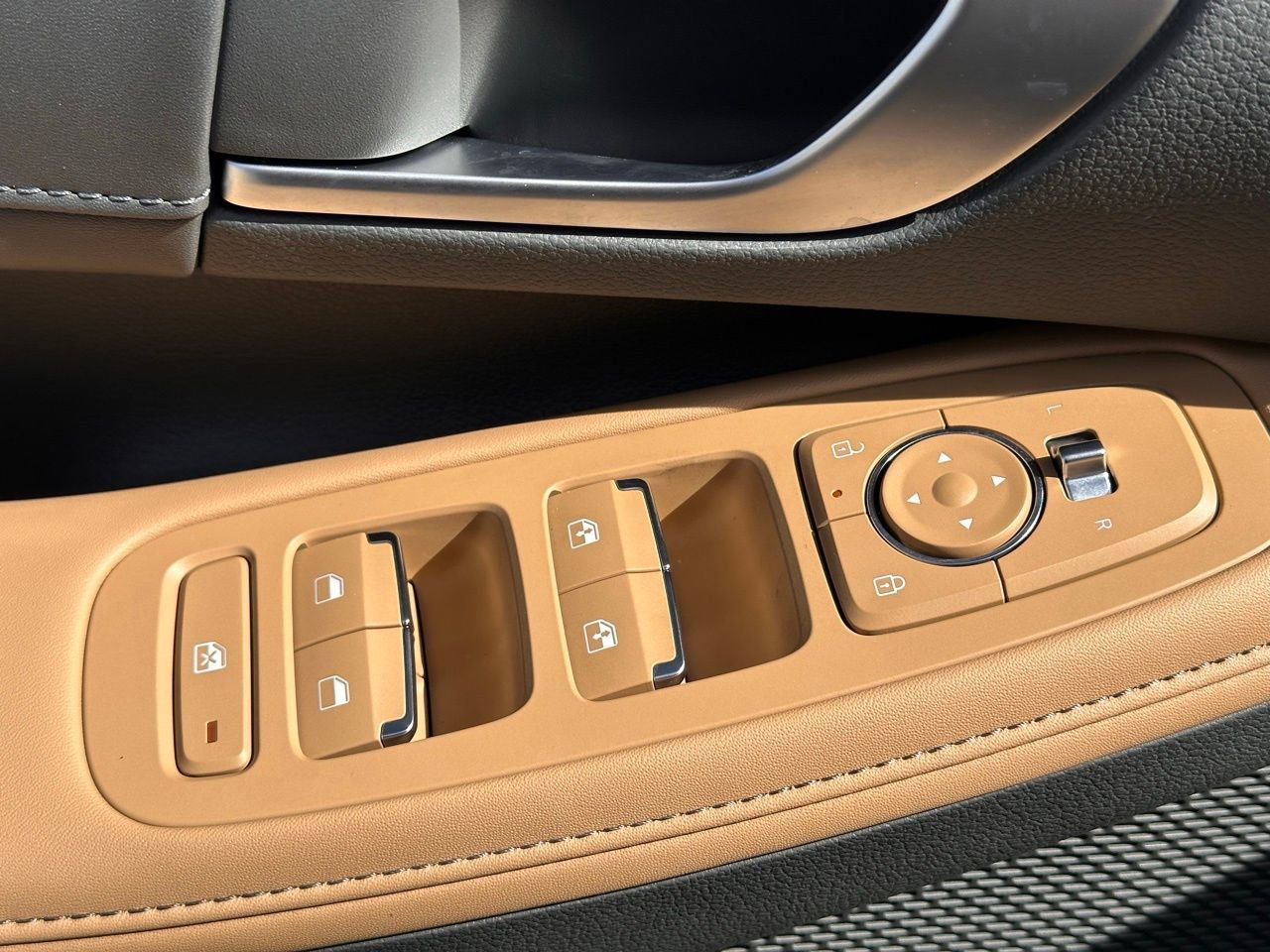 Certified 2025 Hyundai Sonata Limited image 26