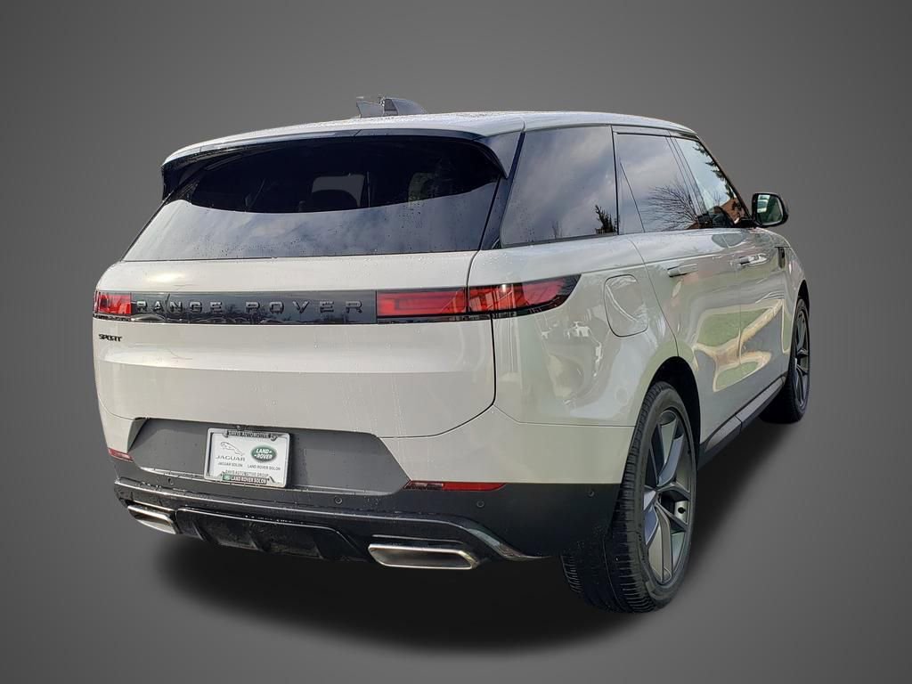 New 2026 Land Rover Range Rover Sport SE image 5