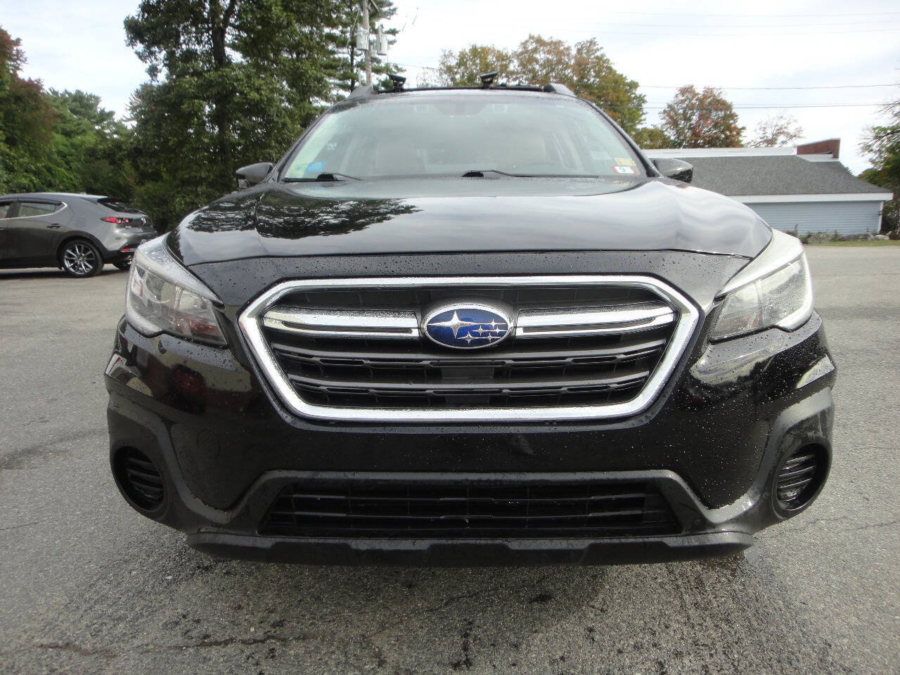Used 2019 Subaru Outback 2.5i AWD/4WD image 2