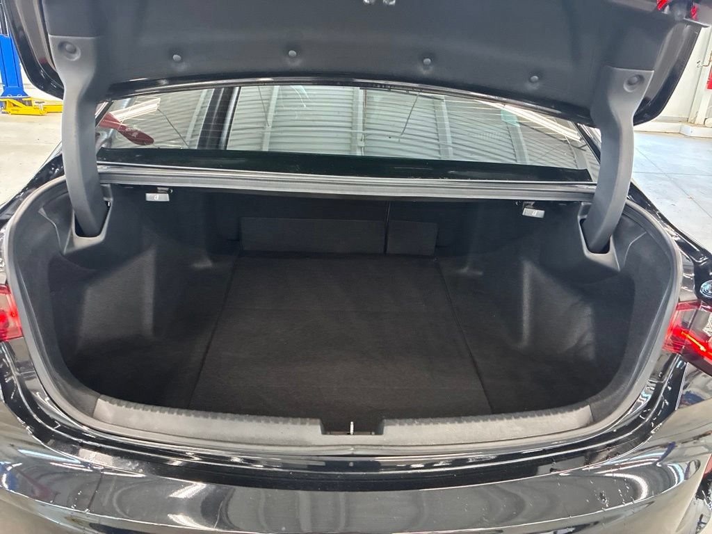 Used 2023 Acura TLX FWD image 15